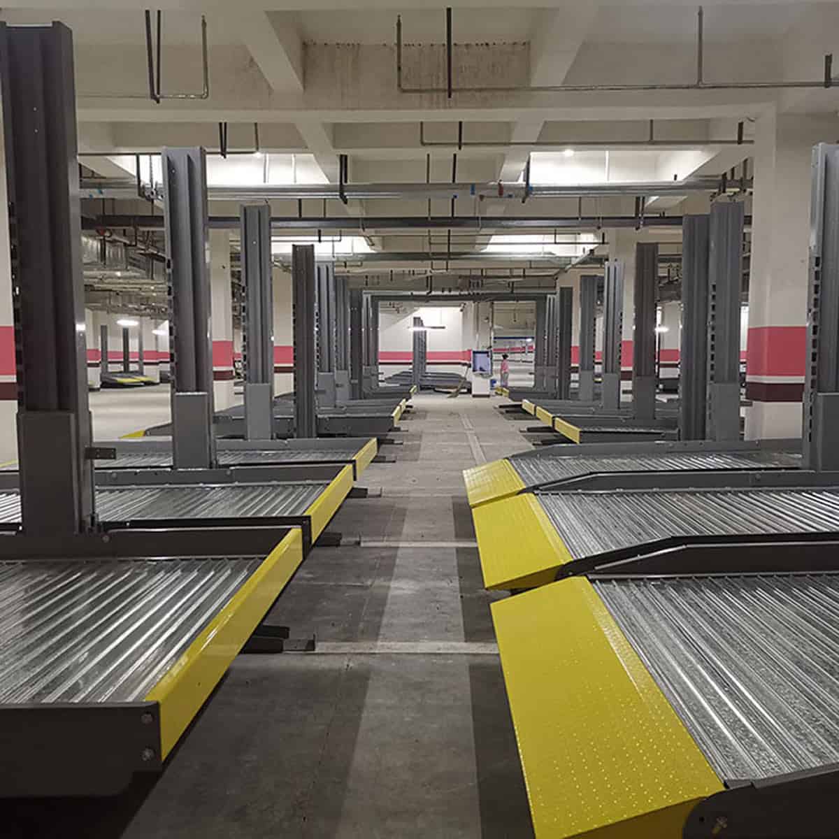 新都俯仰式機械停車設(shè)備過驗收
