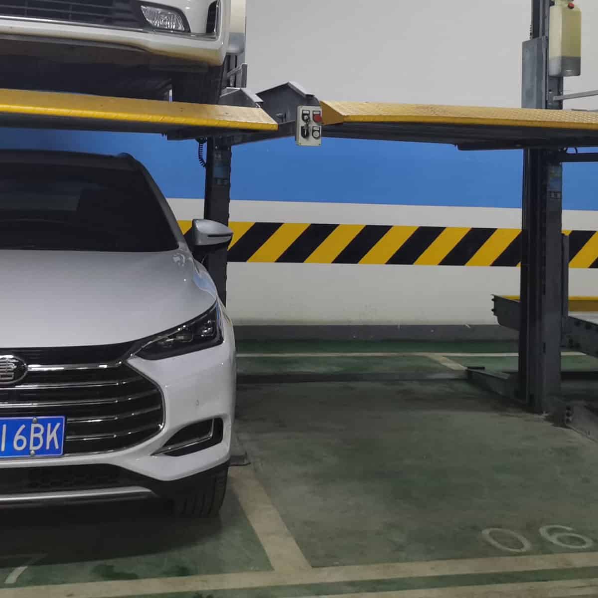 理塘地下室機(jī)械停車(chē)位拆除